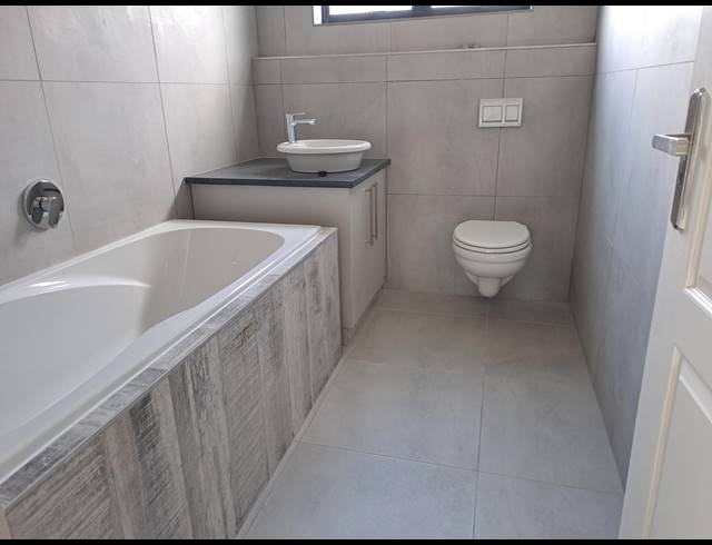 3 BEDROOM DUPLEX FOR SALE IN SEA BREEZE